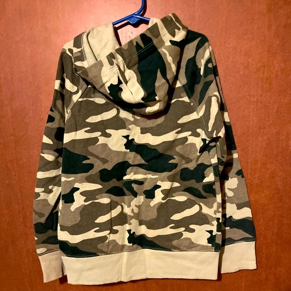 Camouflage Boys Long Sleeve Sweater Size 8 - Picture 2 of 2